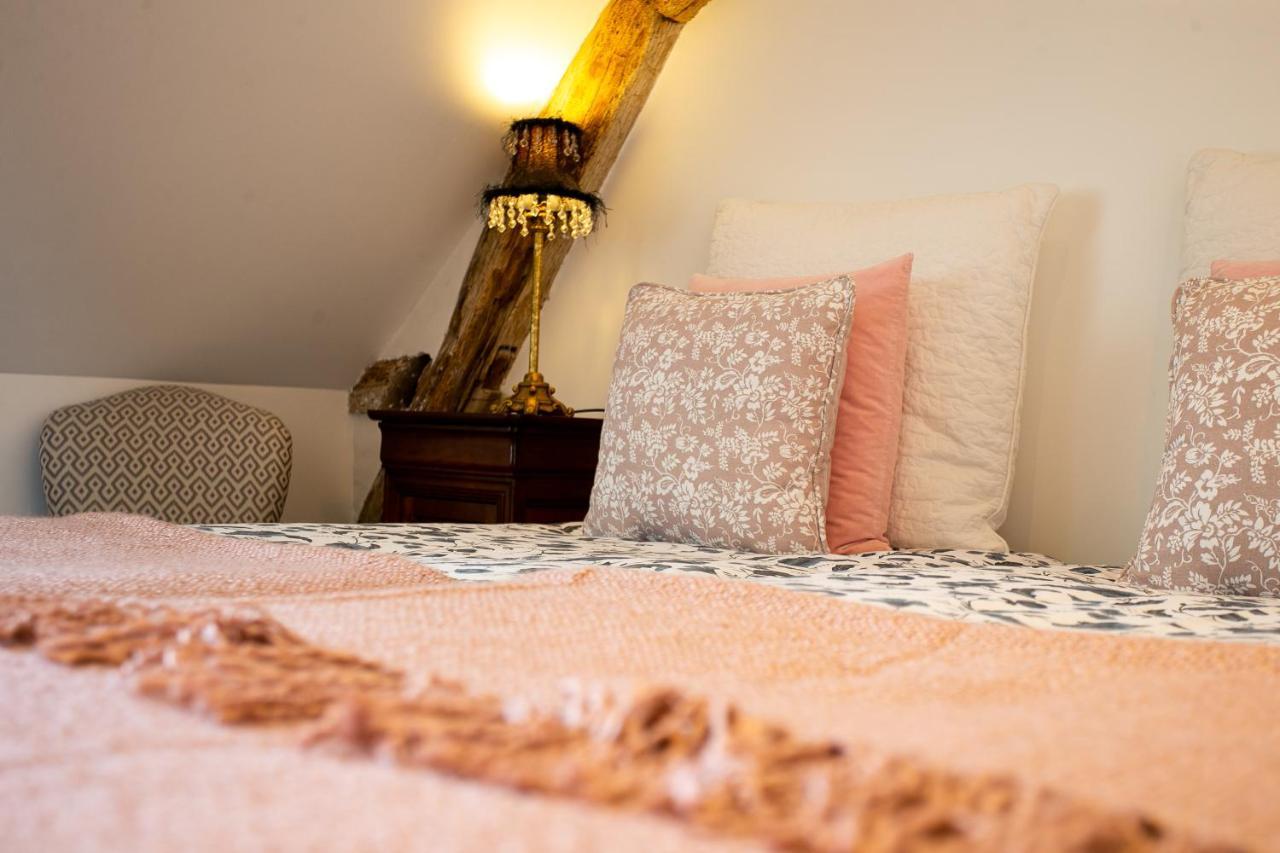 L'Angeline Bed and Breakfast Gennes-Val-de-Loire Δωμάτιο φωτογραφία